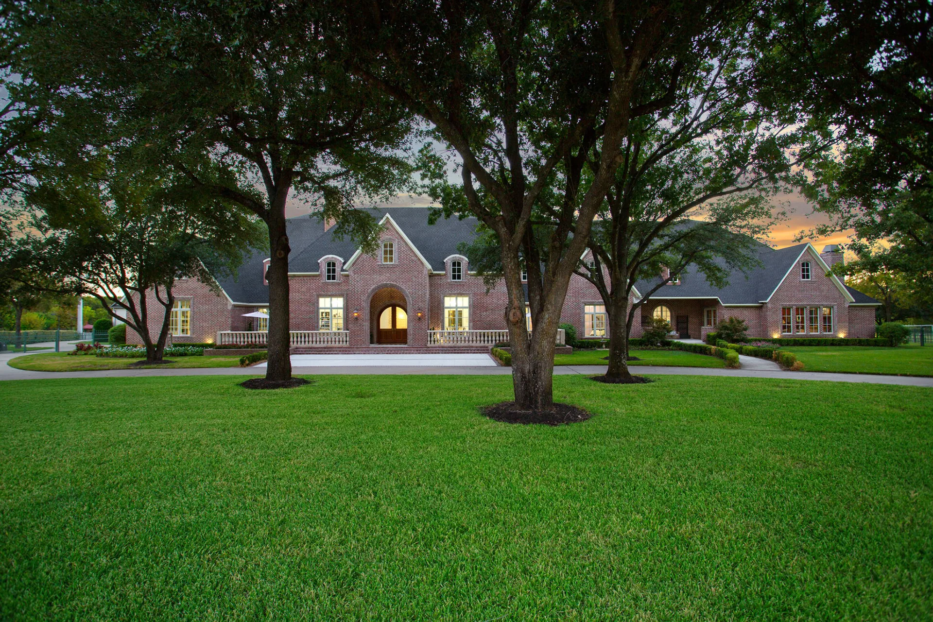 Waxahachie Dream Home